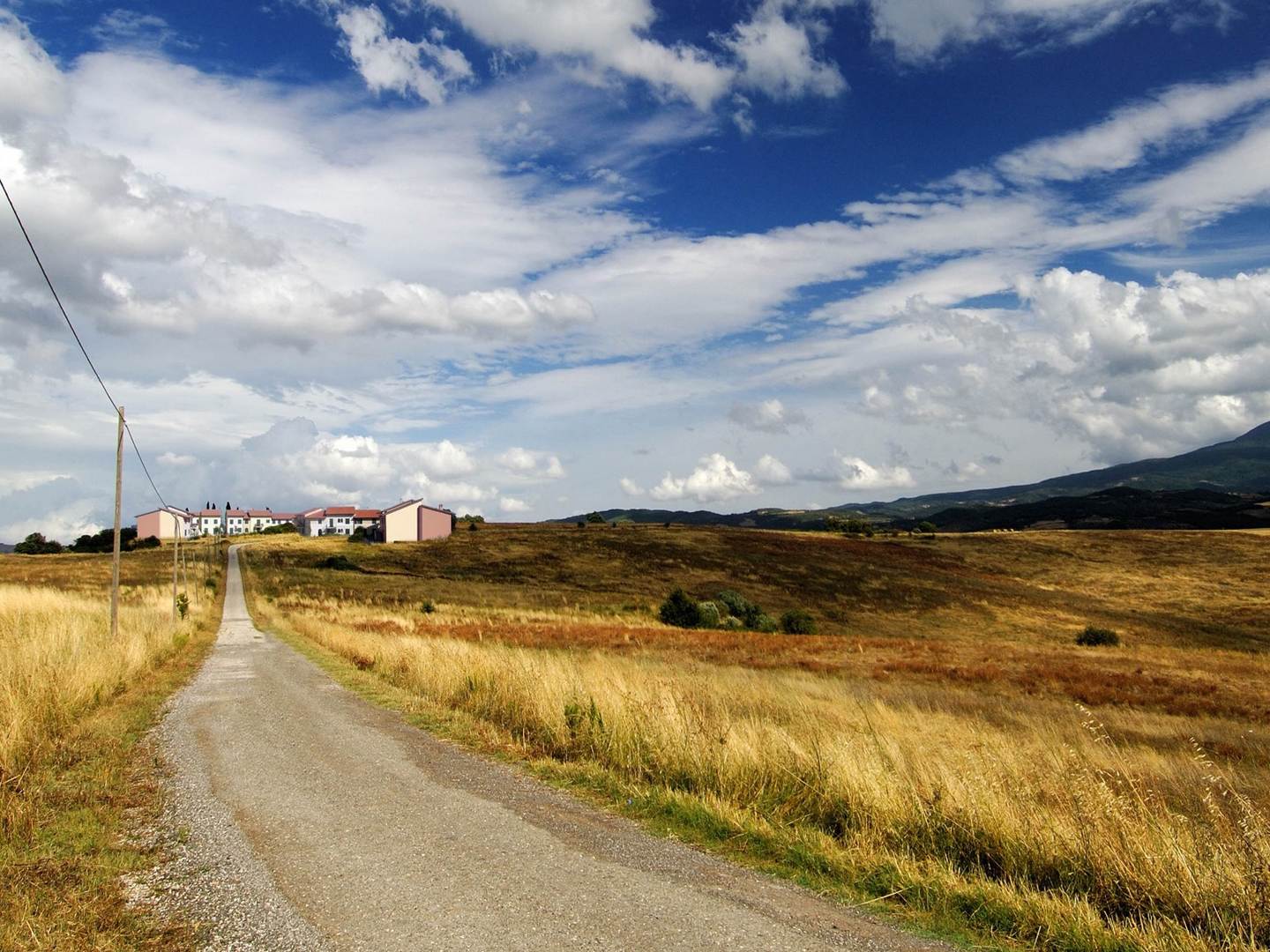 Mauro Andreini. Nuovo insediamento nel paesaggio toscano